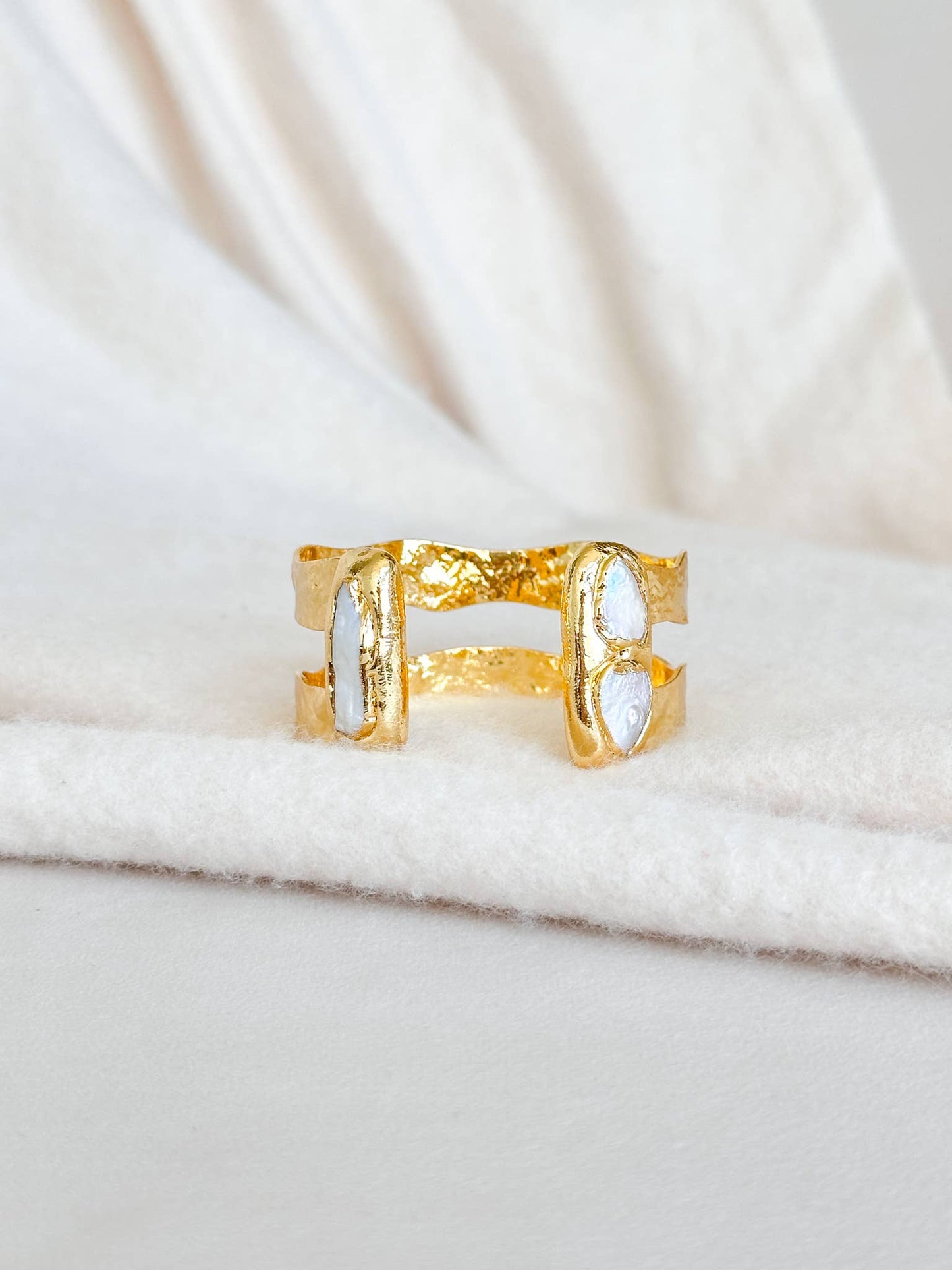 Double Plated Cuff with Pearl