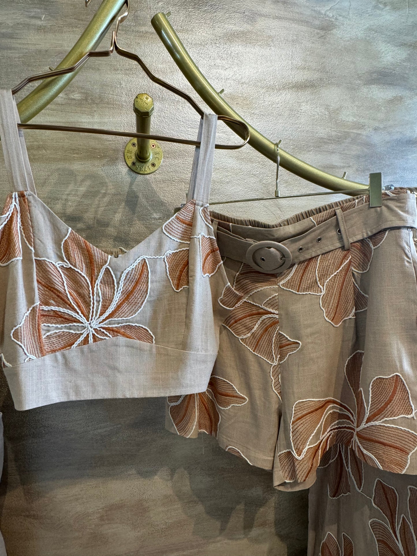 Hawaii Belted Shorts